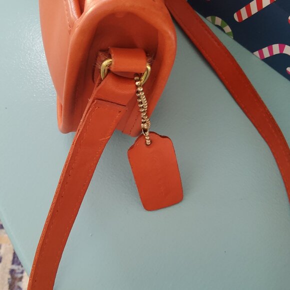 Vintage Coach Wendie Crossbody Handbag 9031 in Tangerine Rare Color + Hangtag - Picture 3 of 9